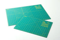 OLFA (FCM-12x17) 12" X 17" Folding Cutting Mat #1119735