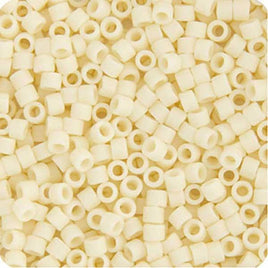 Delica 11/0 RD Dark Cream Opaque