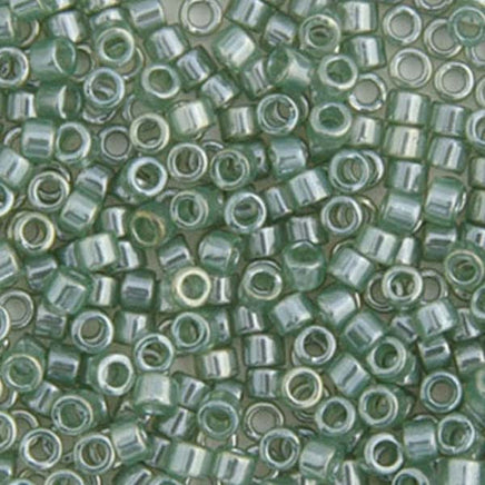 Image of 690DB00-1484V - Delica 11/0 RD Light Green Moss Transparent Luster