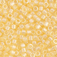Image of 690DB00-1478V - Delica 11/0 RD Pale Apricot Transparent Luster