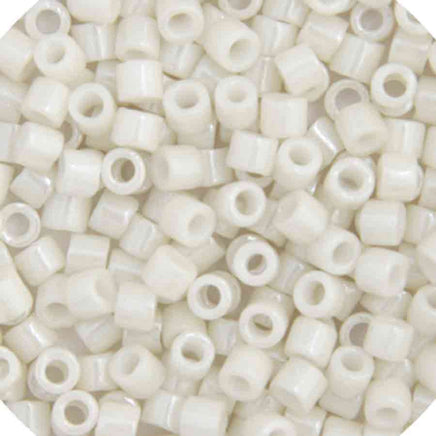 Image of 690DBS0-0211V - Delica 15/0 RD Alabaster Opaque Glazed Luster